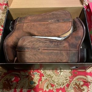 Old west brown cowgirl boots